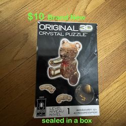 BePuzzled 3D Crystal Puzzle - Teddy Bear (Gold): 41 Pcs 