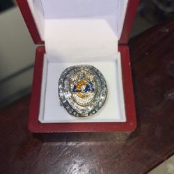 Rams Super Bowl Ring Replica 