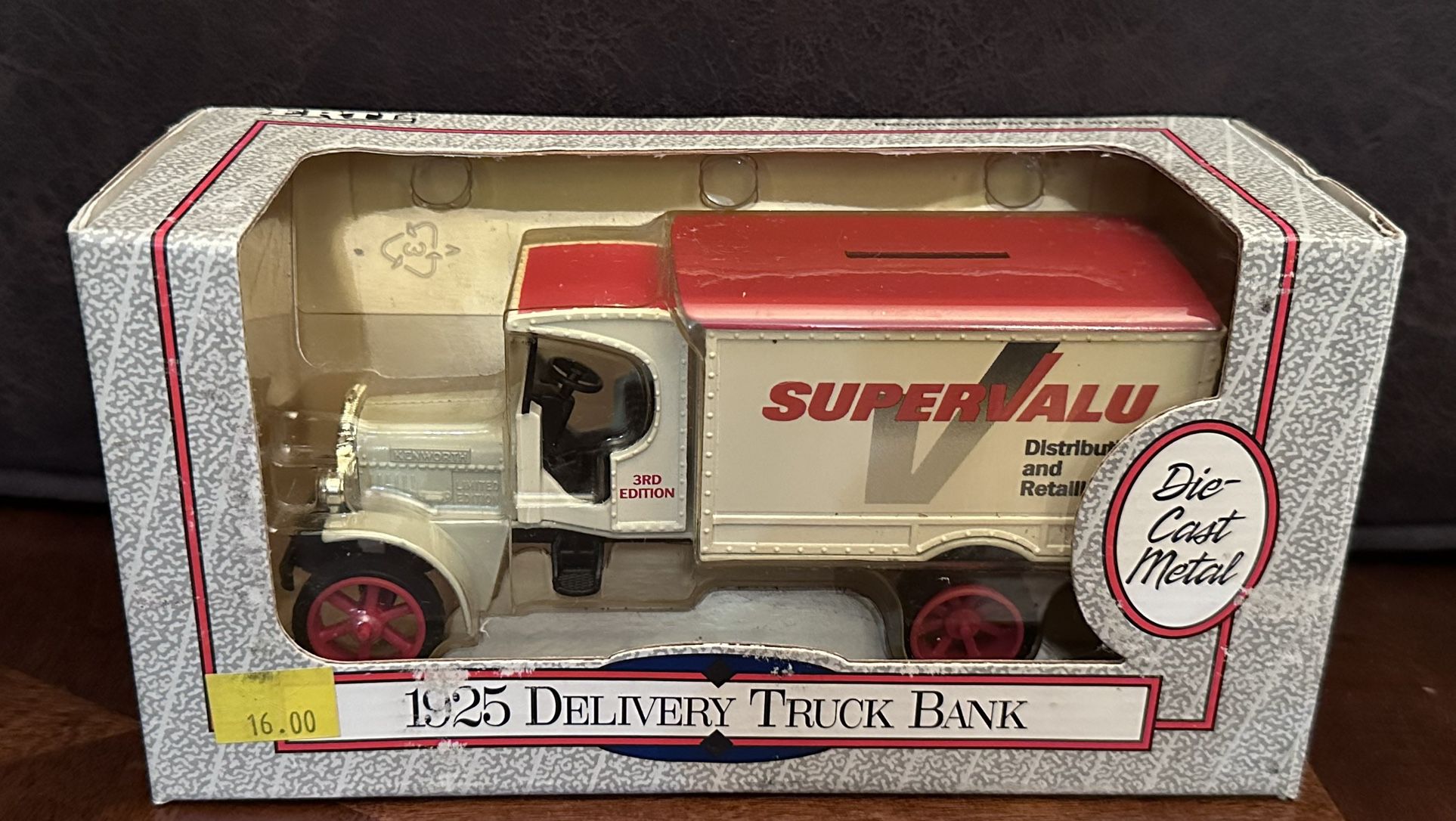 Ertl 1925 Delivery Truck Bank SuperValu 3rd Edition Die Cast Metal