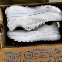 Women’s brooks Ghost 16 Running Shoes Size 6 