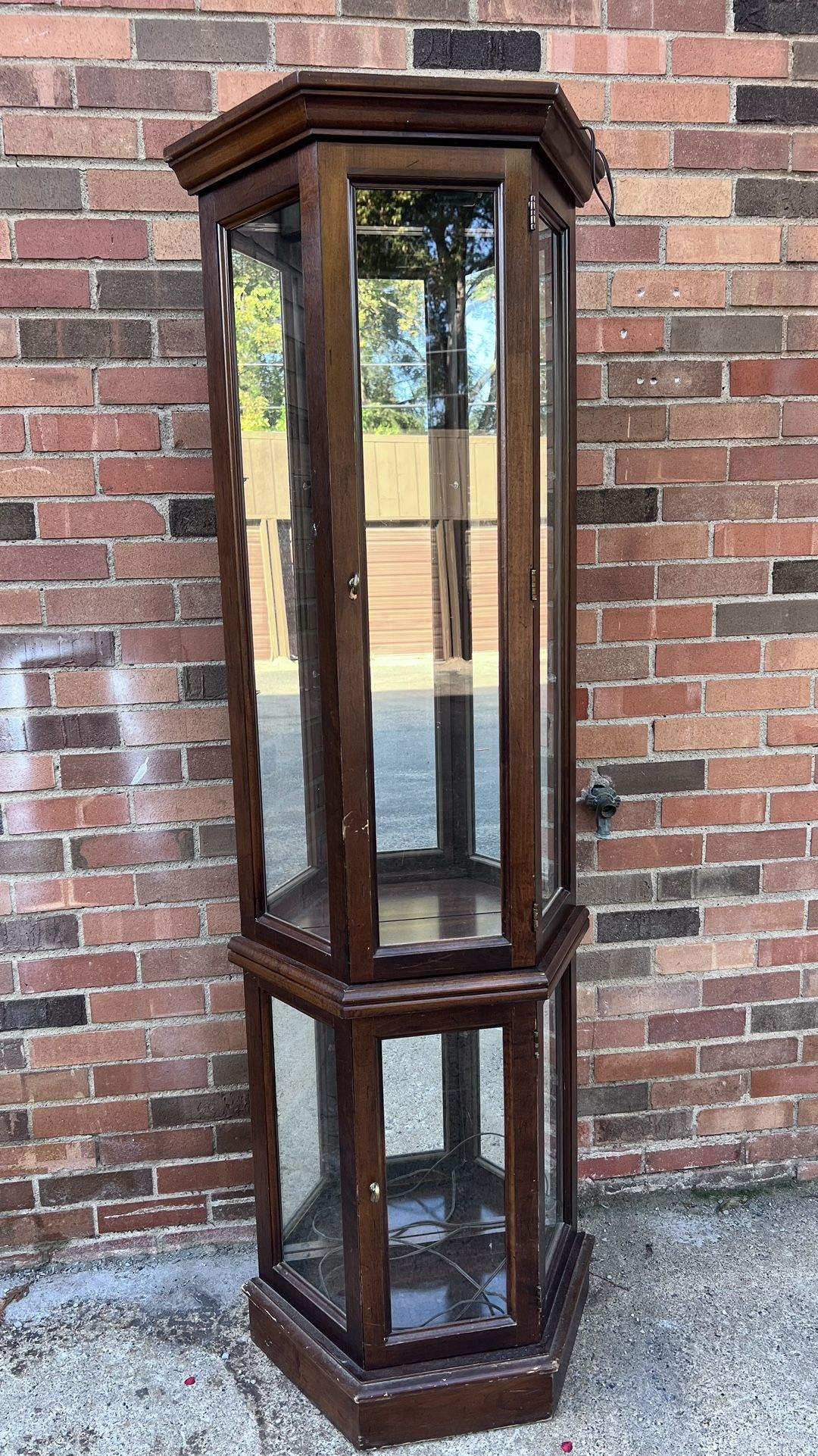 Corner Chains Cabinet