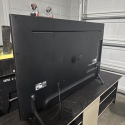 Free TV With Stand 
