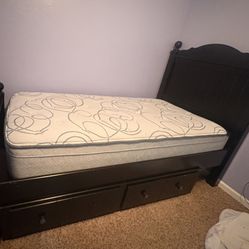 Twin Bed With Drawers 