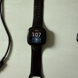 Fit Bit Versa 3