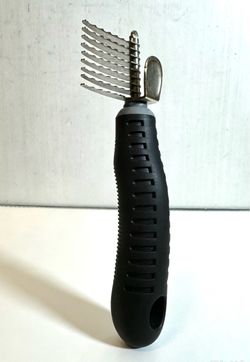 Pet knotting combs