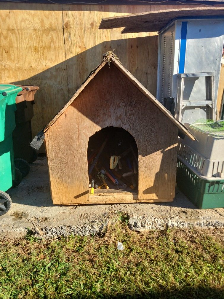 Dog House