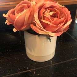 Ceramic Case With 3 Mauve/Pink Silk Roses