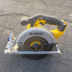 DeWalt Circular Saw 6 1/2 