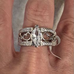 New CZ 2 kt sterling silver 925 wedding ring size 10