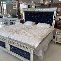 Varian Panel Bedroom Set
ACME
$10 Down Payment And Financing Available