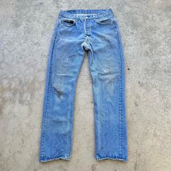 Vintage Distressed 80’s Levi’s 501 Light Blue Wash Denim Jeans 31x31