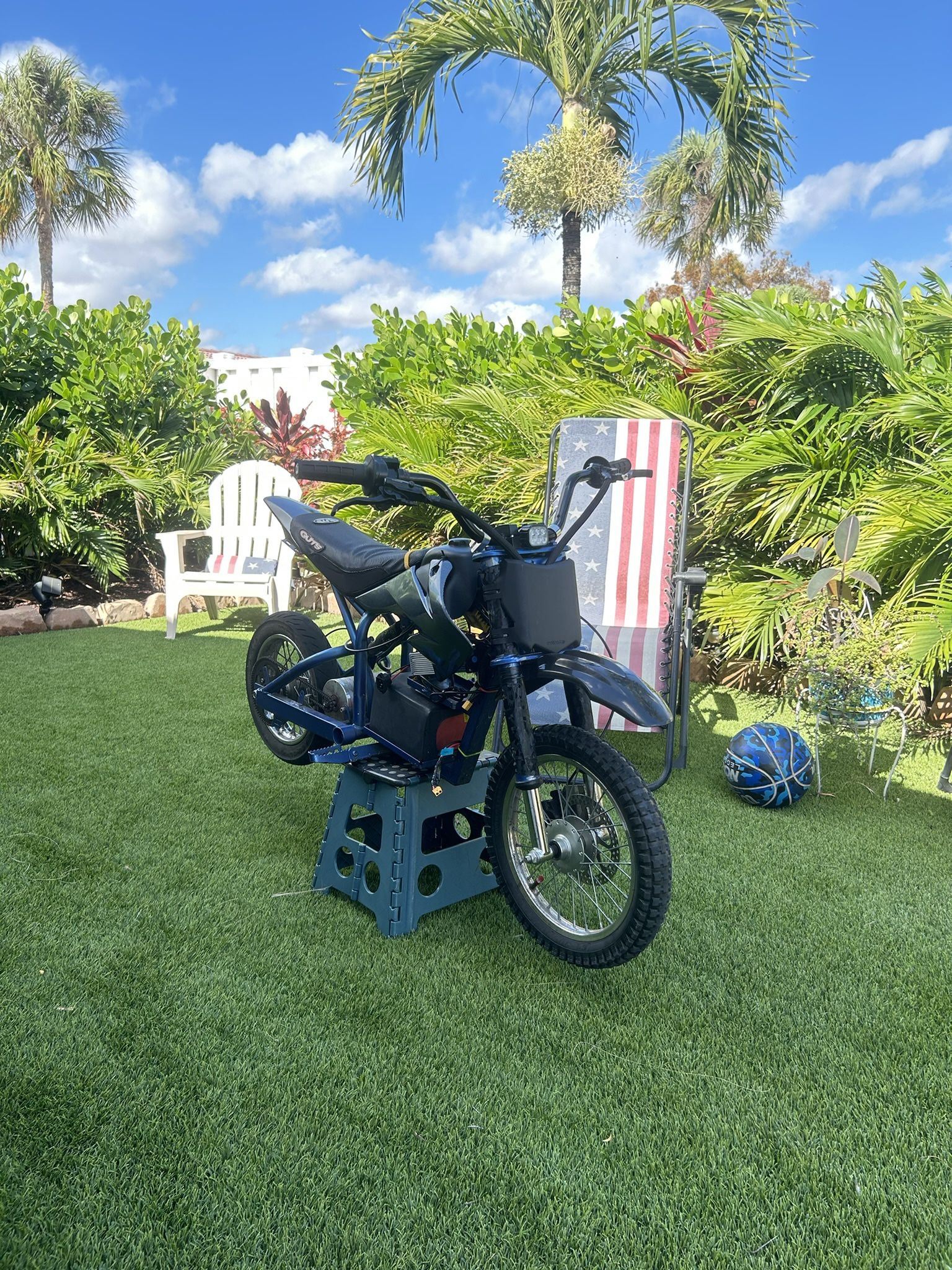 Modded Razor for Sale in Pompano Beach, FL - OfferUp