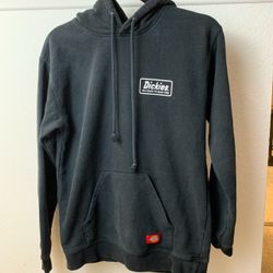 Black dickies sweatshirt size: small