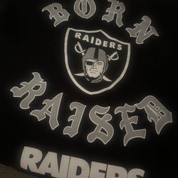 BLACK BORN X RAISER RAIDERS HOODIE • SIZE M