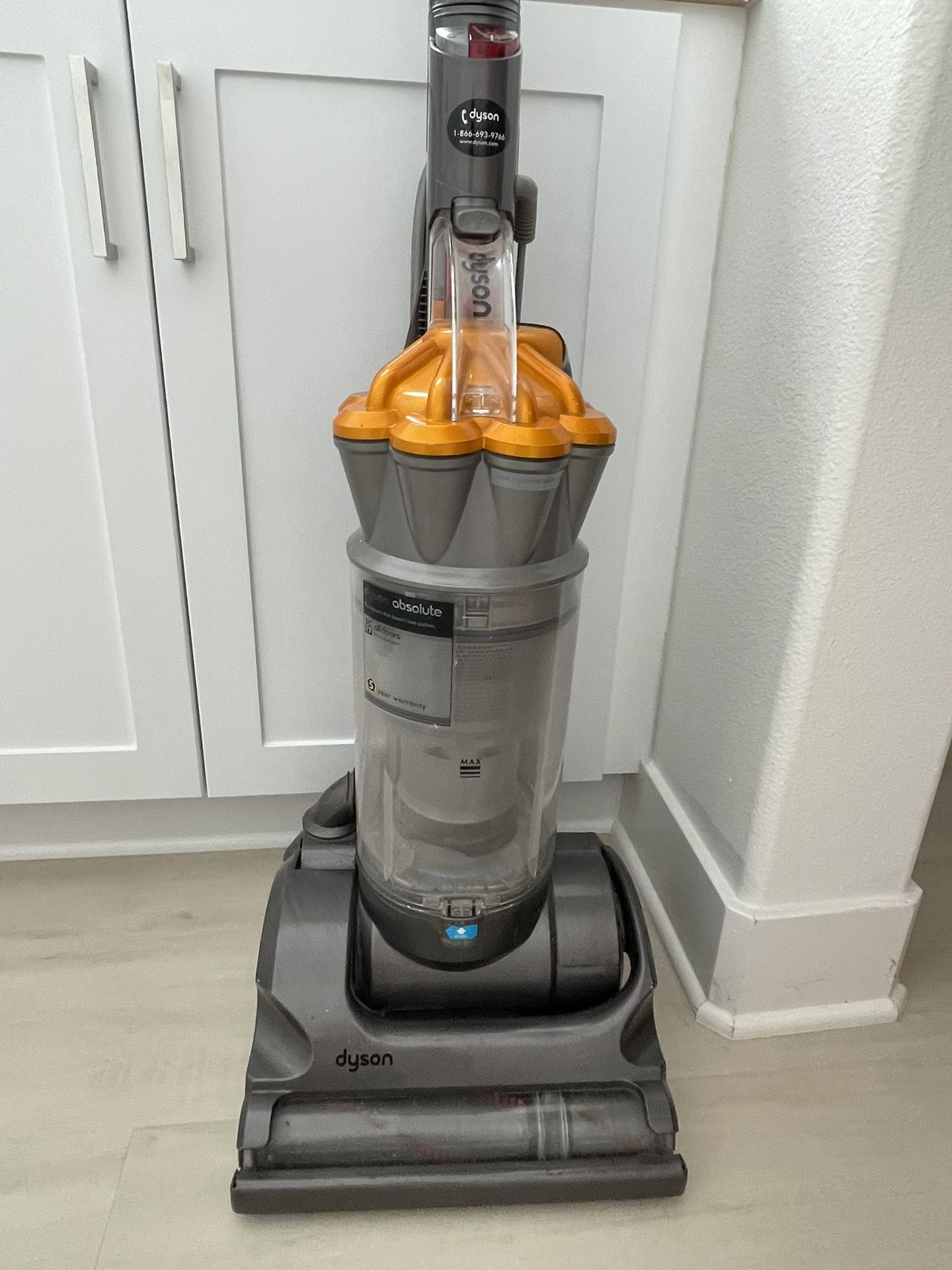Dyson Absolute DC 17 vacuum with car kit