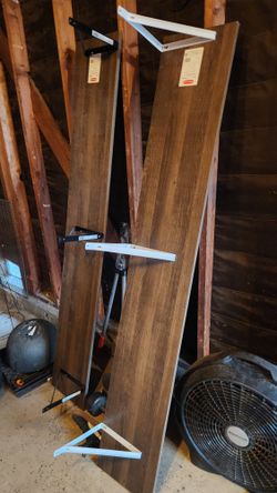 2 shelves With Brackets