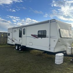 2000 TAHOE RV