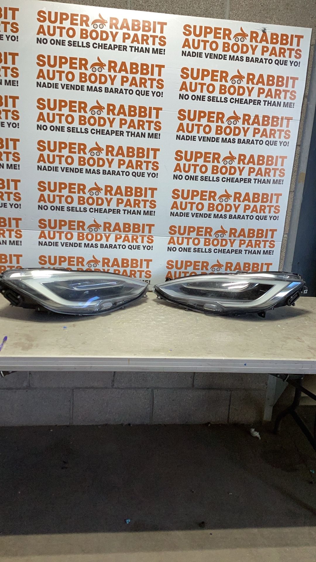2017 Tesla Model S Headlight Pair Driver Passenger 2020