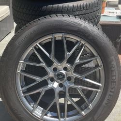 255/55 R20 Brand New 