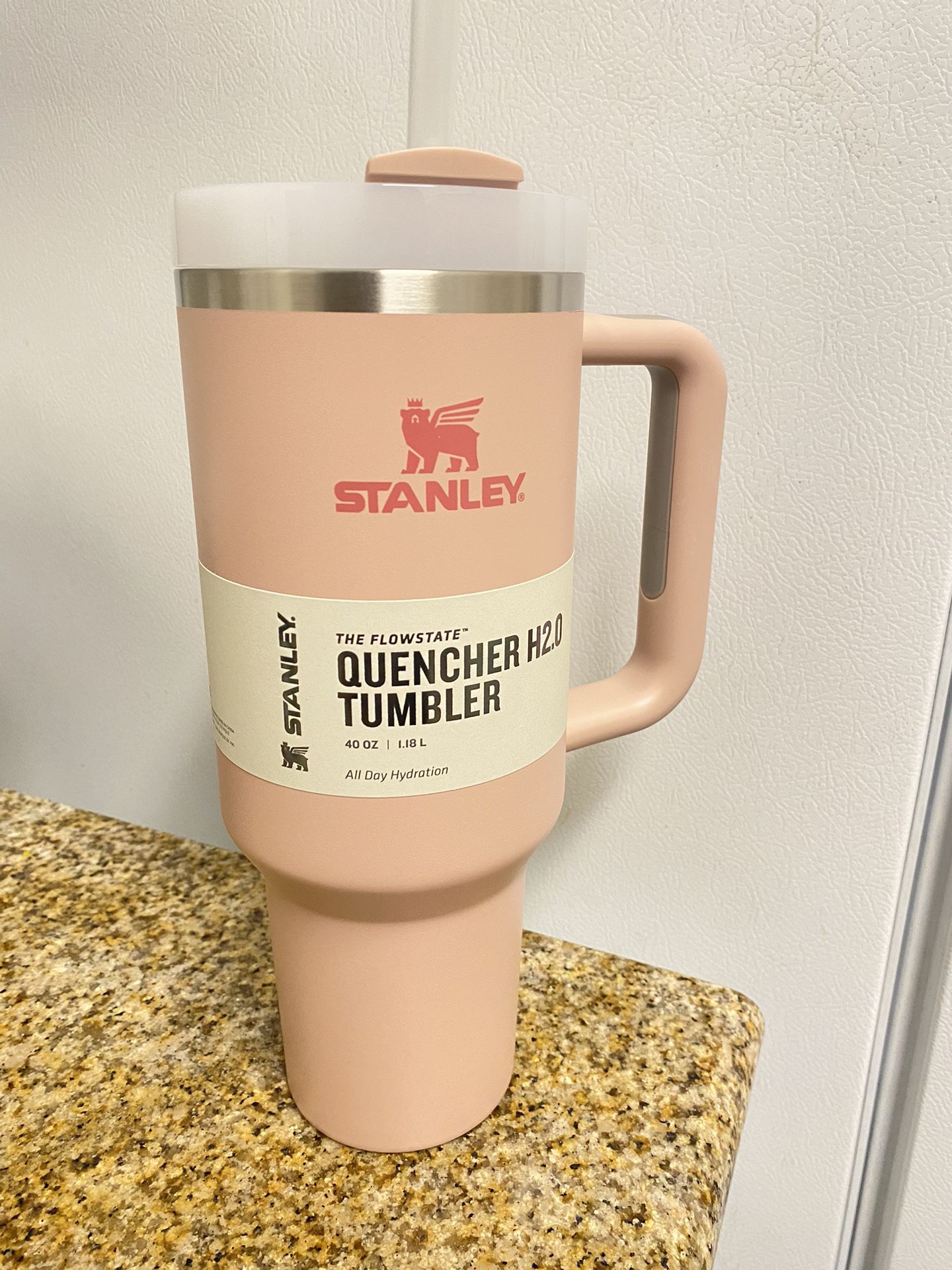 Hot Pink Brand New Stanley Dupe 40oz Quencher Tumbler Stainless Steel for  Sale in Gilbert, AZ - OfferUp