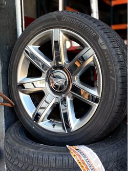 Cadillac 22 inch Chrome Wheel w/ Bridgestone Alenza Tire 285/45R22