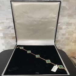 VAN CLEEF MOLACHITE Bracelet ‼️