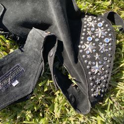 Ladies Fringe And Studded Chapps Black 