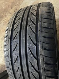 255/35R20 One Tire