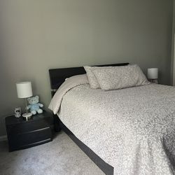 3-piece bedroom set, King With A Mattress