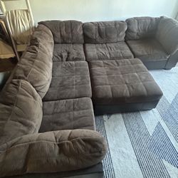 Sectional Couch 