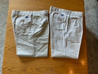 Men’s Dockers 38X31 - 2 Pairs