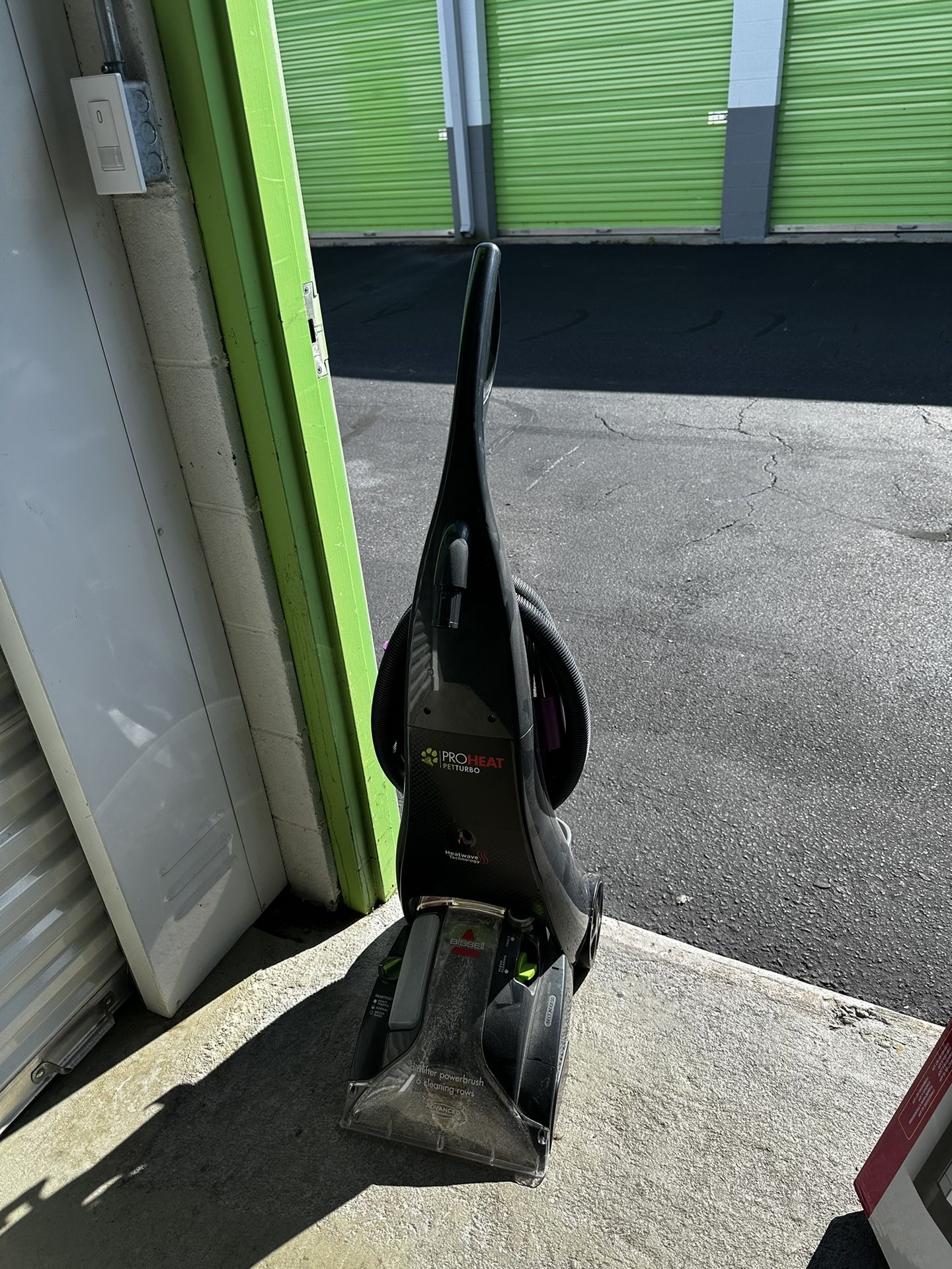 Bissel Carpet Cleaner