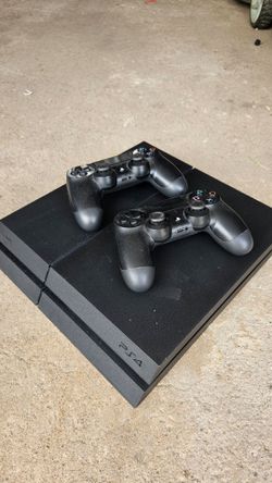 Playstation 4 with games