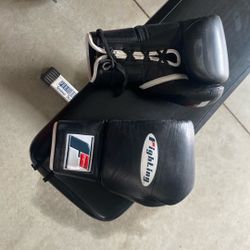 Fighting gloves 14oz