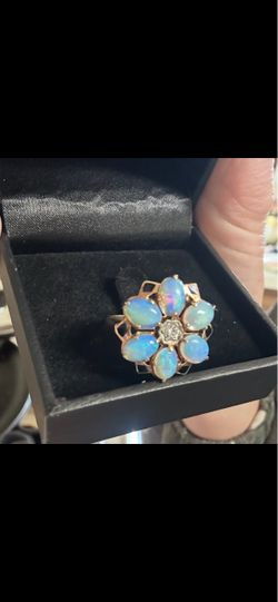 Vintage Gold Opal Cluster Ring With Diamond Center