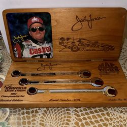 Mac Tools Gold Embellished Wrench Set, John Force Set