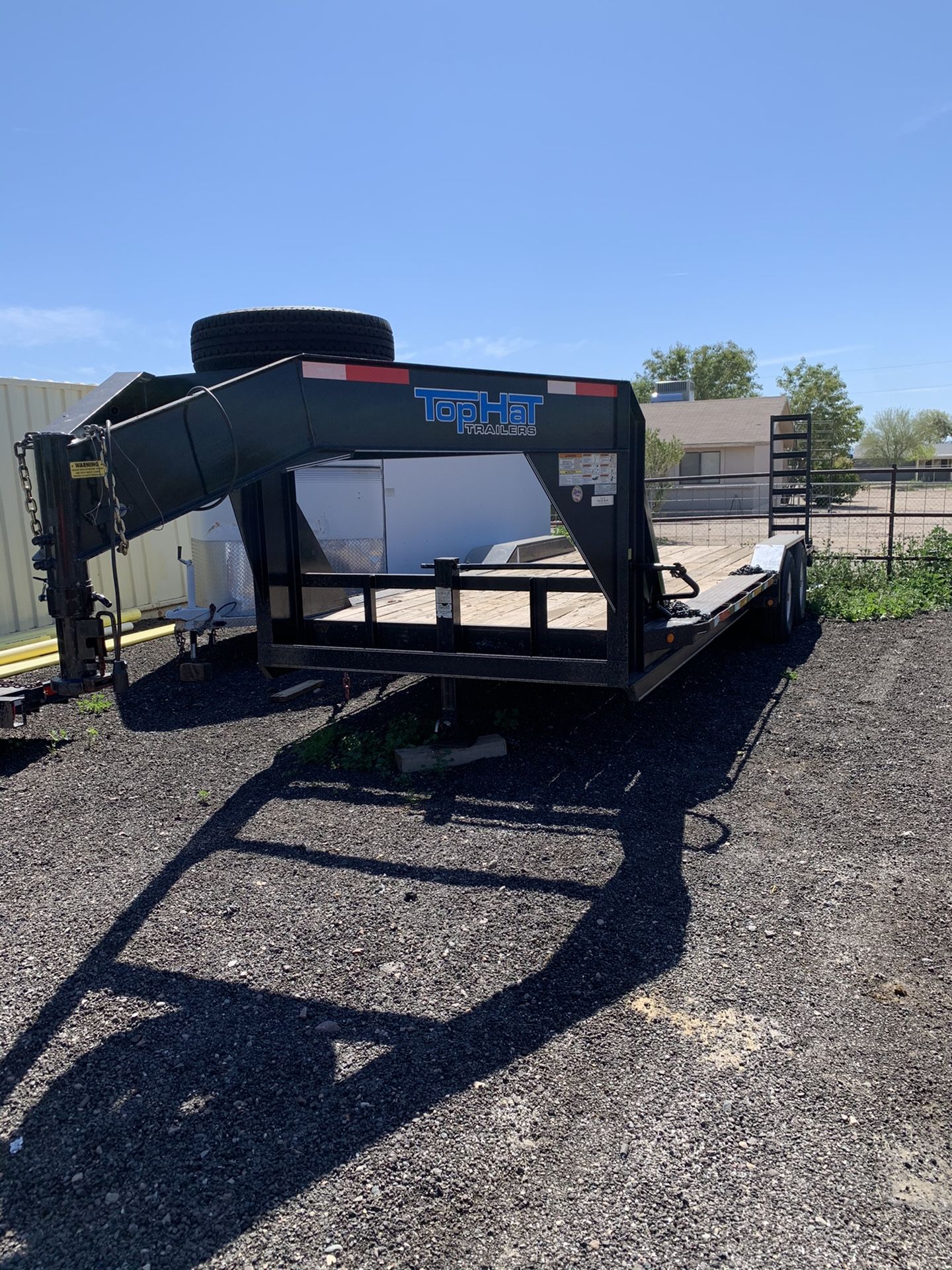 Top Hat Gooseneck Equipment Trailer for Sale in Goodyear, AZ OfferUp