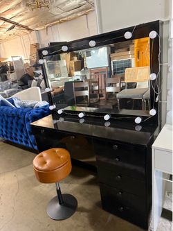 Vanity used