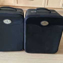 2 ZD Adolfo Design Wig Travel Box With Shoulder Strap
