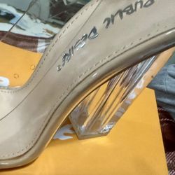 Fashion-Nova Clear High Hills Shoes for Sale in Melbourne, FL - OfferUp Fashion-Nova Clear High Hills Shoes for Sale in Melbourne, FL - OfferUp