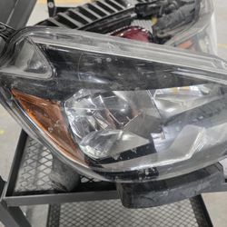 2016 To 2019 Sentra  Headlight