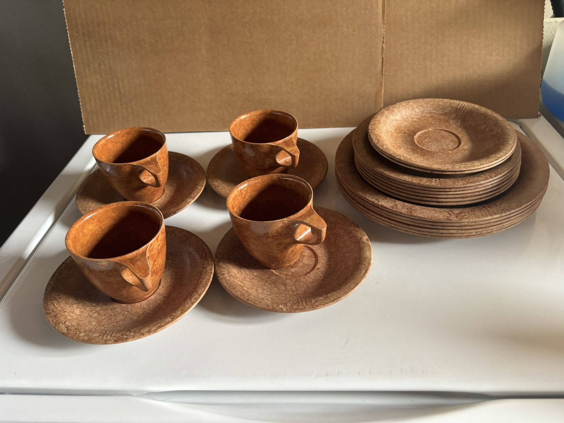 kYS - ITE plates & coffee set