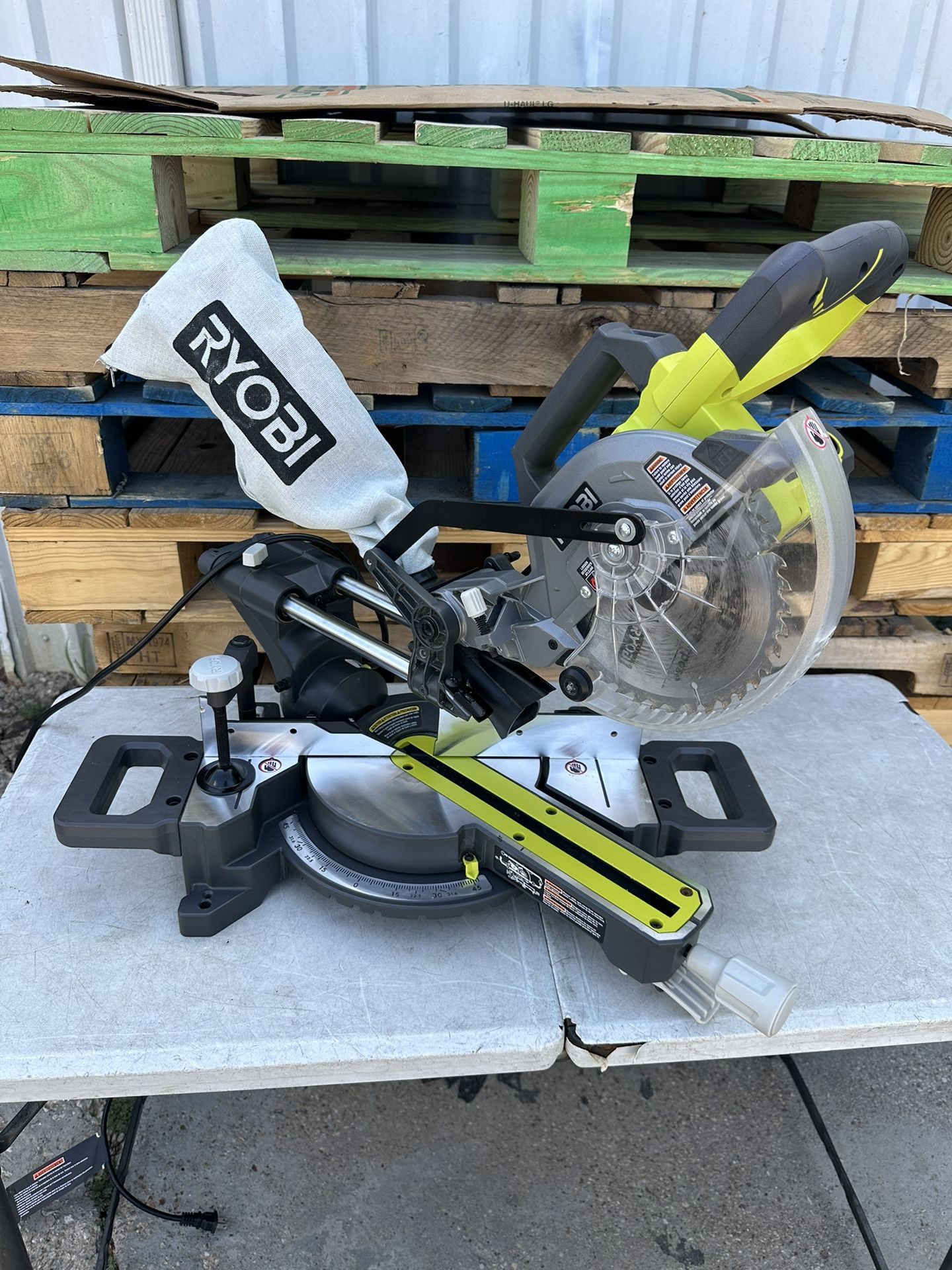 RYOBI 10 Amp Corded 7-1/4 in. Compound Sliding Miter Saw Used perfect Condition Used $160