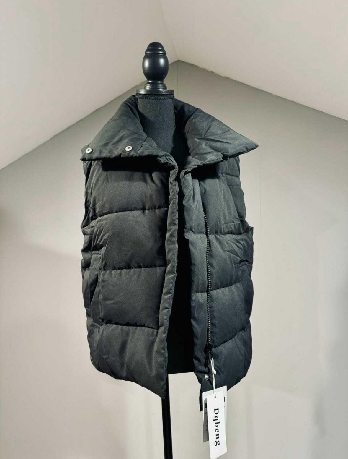 New Small Black Puffer Vest