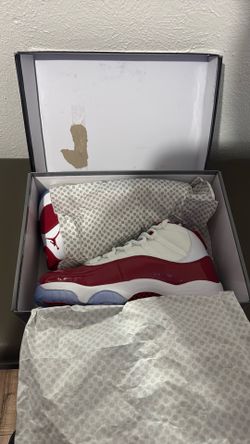 Air Jordan 11 cherry