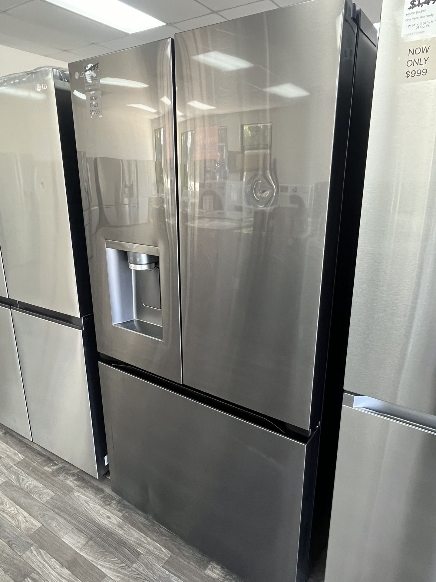 SPRING CLEARANCE! (MSRP $3299 NOW $1099) 26 Cu Ft LG French Door Refrigerator