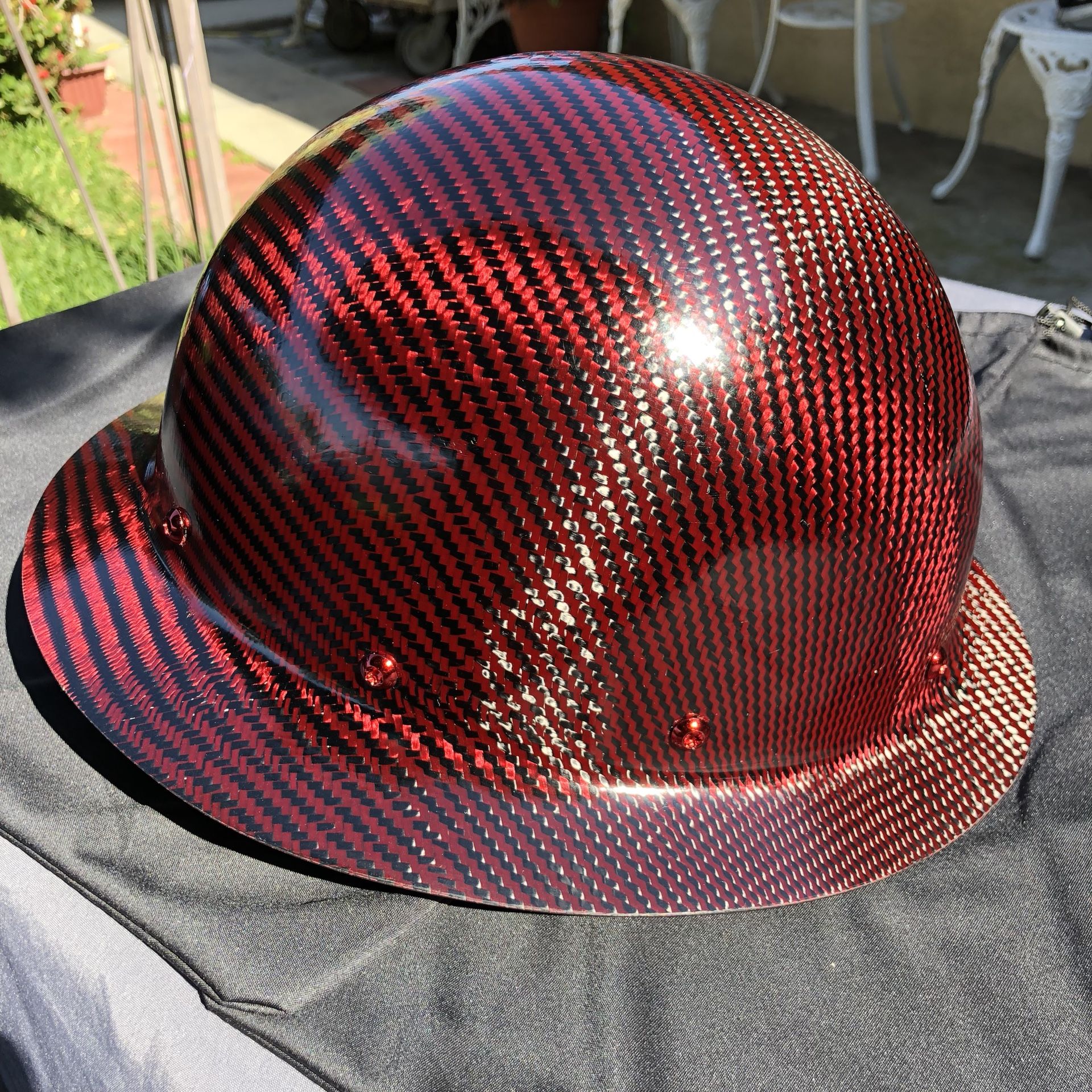 Red carbon best sale fiber hard hat