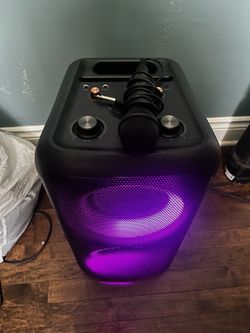 Klipsch party speaker almost new price firm