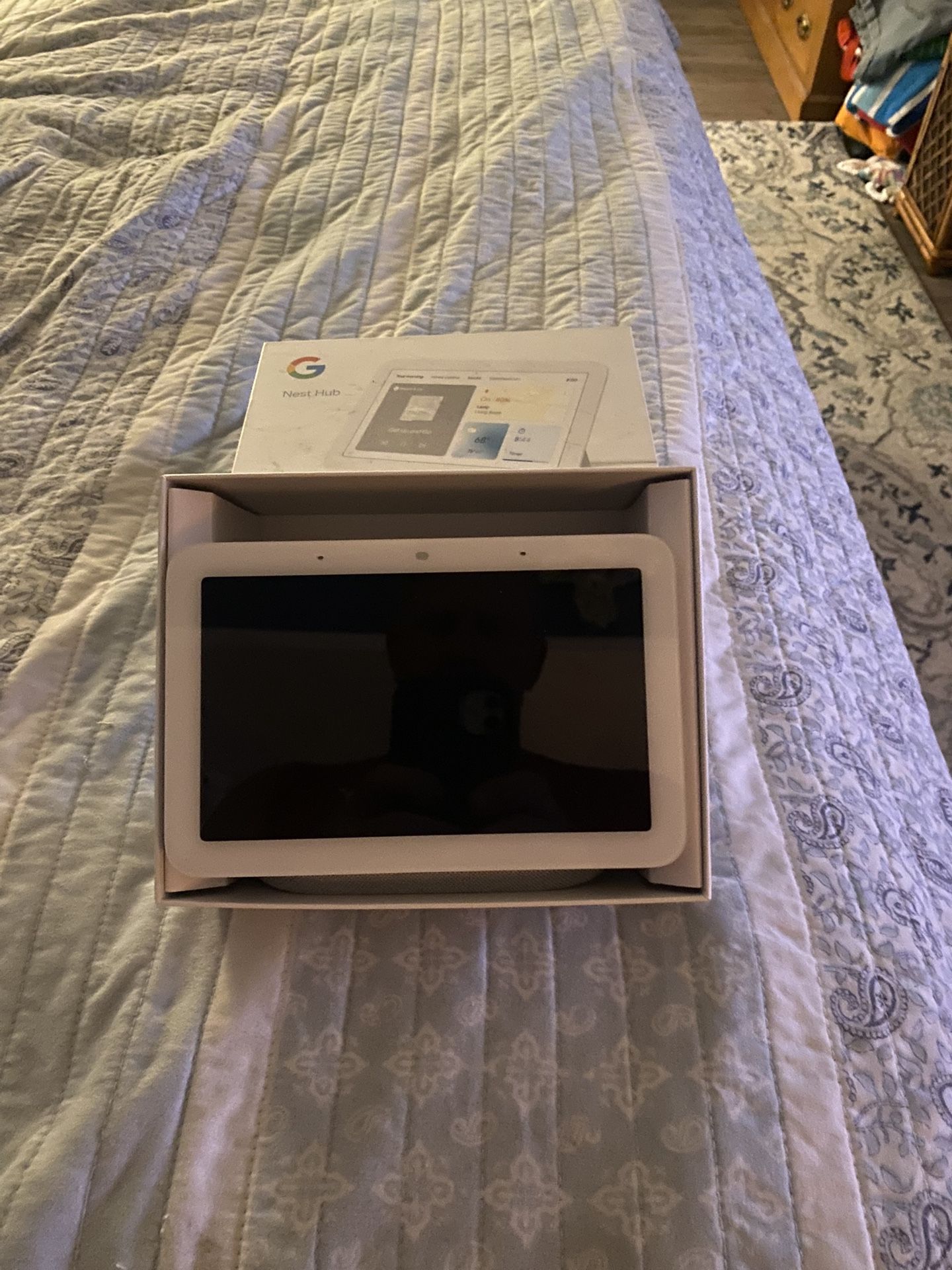Google Nest Hub (2nd Gen) 7-inch Display, 2nd Generation