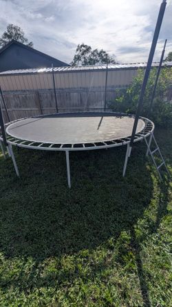 14ft trampoline